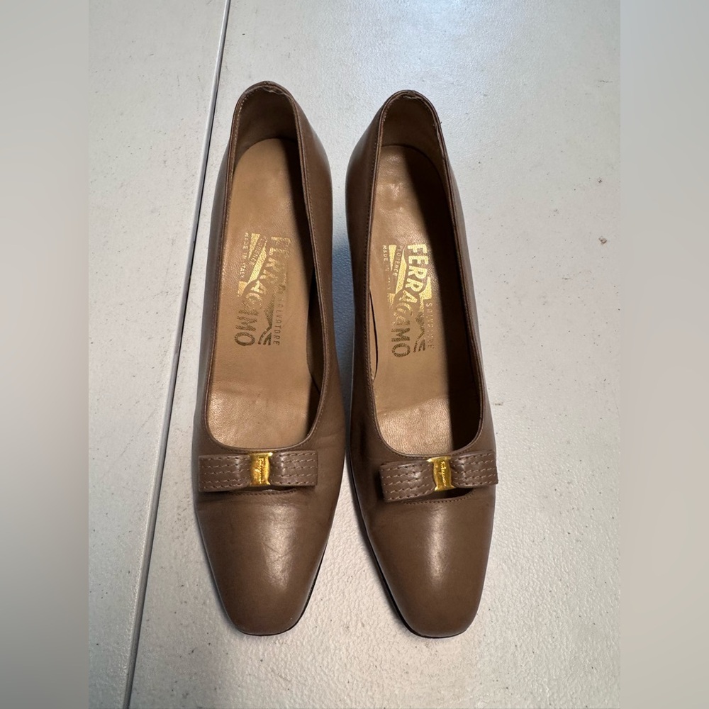 Salvator Ferragamo brown ballet shoes